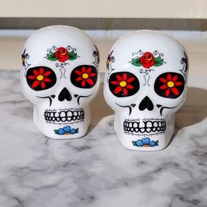 Sugar Skull Salt & Pepper Shaker Set